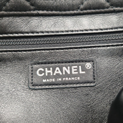 シャネル マトラッセ ムートン バックパック リュック ブラック シルバー金具
